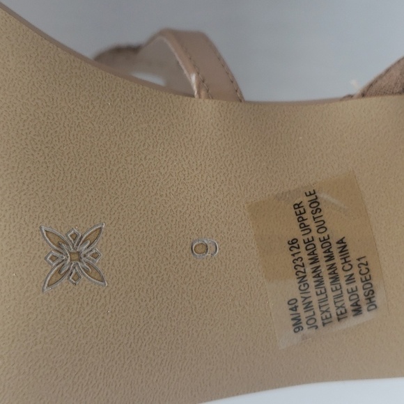 1617- BCBGENERATION Joliny Tan Rainbow Colors Women's Sandals Size 9 M NWT - Picture 11 of 11